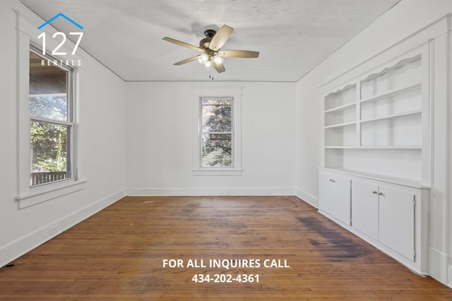 Photo - Updated 2 BR/1.5 Duplex with large back yard