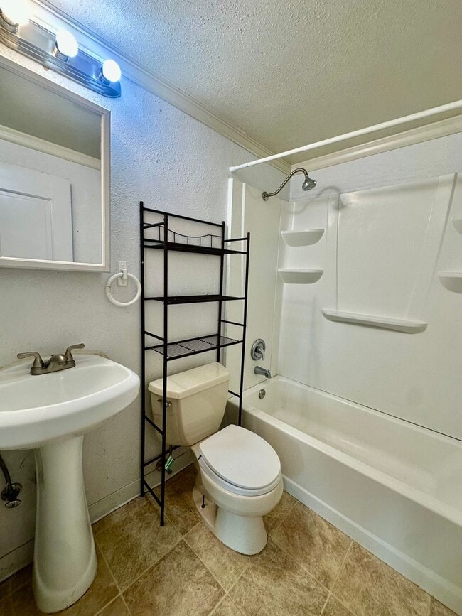 Photo - 825 Carolina St Unit A