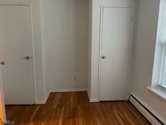 123 Milligan Pl Unidad b