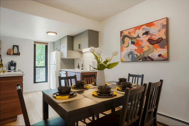 Photo - 625 Manhattan Pl Rental