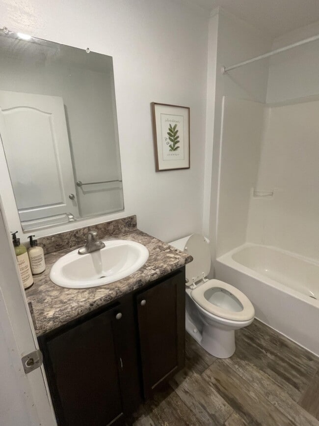 Photo - 46 Joymar Dr