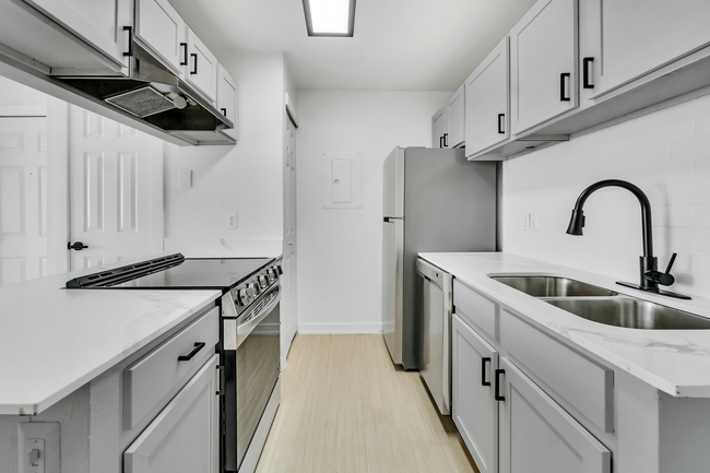 Residences at Bear Creek - Residences at Bear Creek Apartments