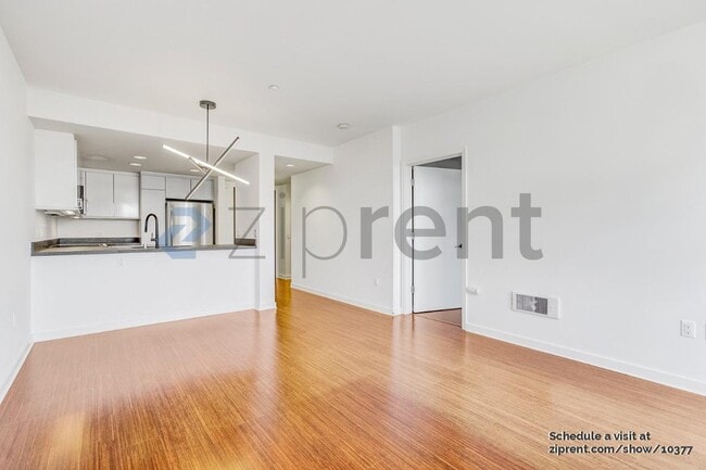 Photo - 451 Kansas St