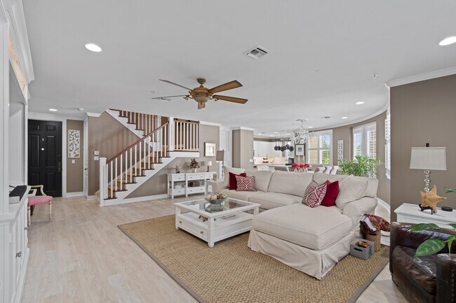 Photo - 1970 S Dixie Hwy Unidad # R2