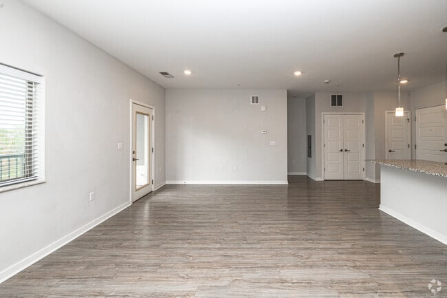 2BR, 2BA - 1,220SF - Living Room
