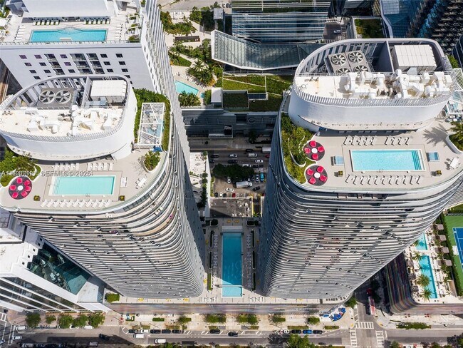 Photo - 55 SW 9th St Unit 1907