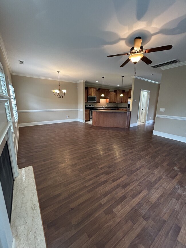 Photo - 1629 Brook Hollow Dr