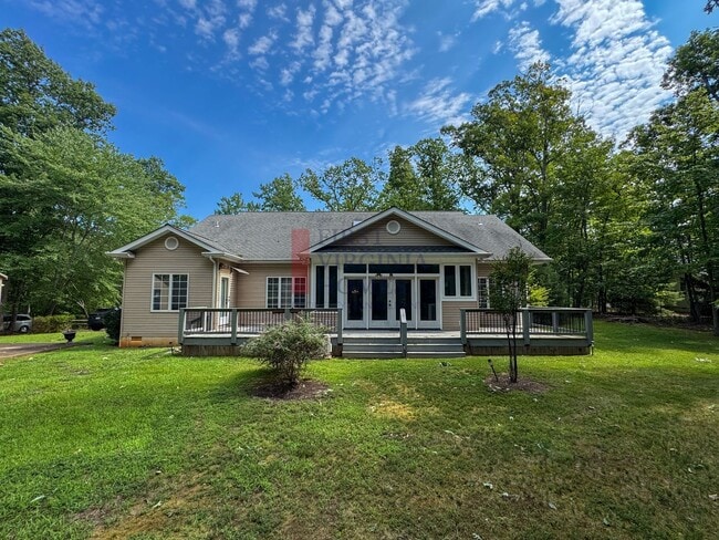 Photo - 25 Fleetwood Dr