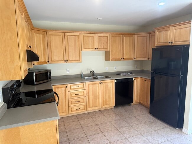 Photo - 8 Intervale Ct