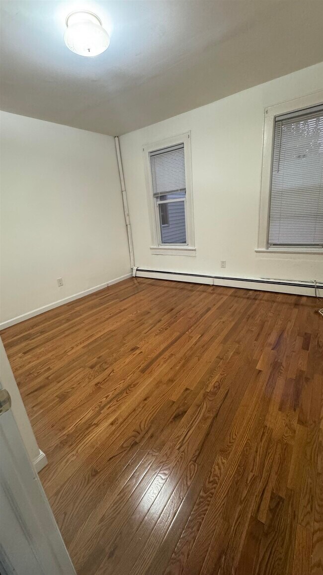 Photo - 89 W 21st St Unit 1