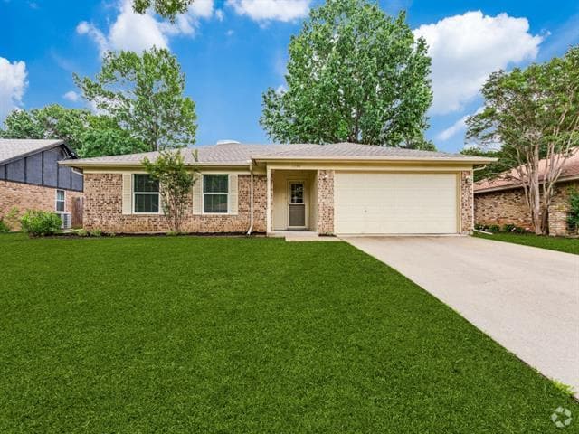 Building Photo - 1750 Cimarron Trail Rental