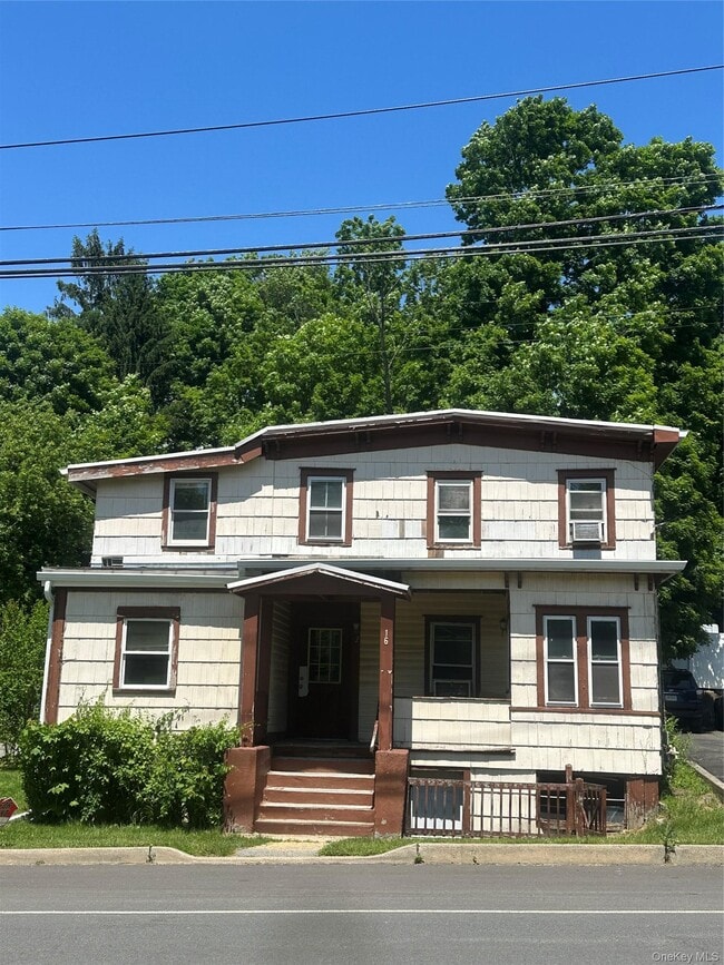 Building Photo - 16 N Main St Unit #2