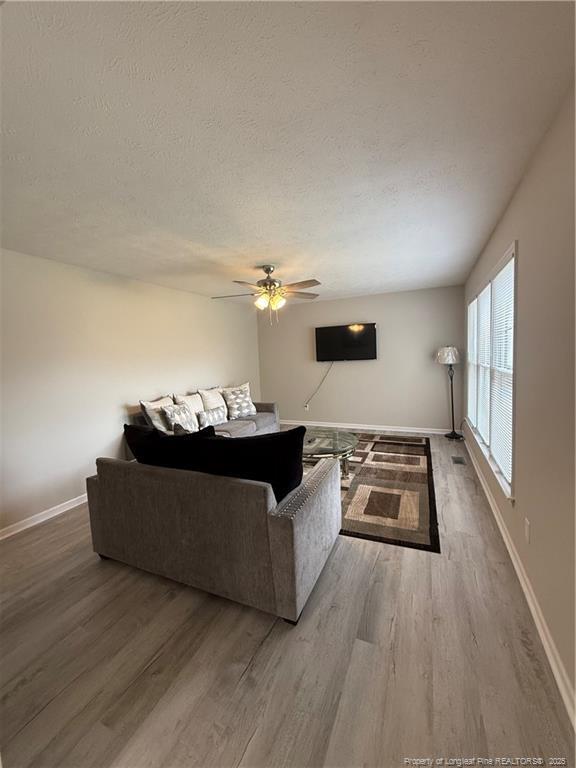 Photo - 1613 Banbury Dr