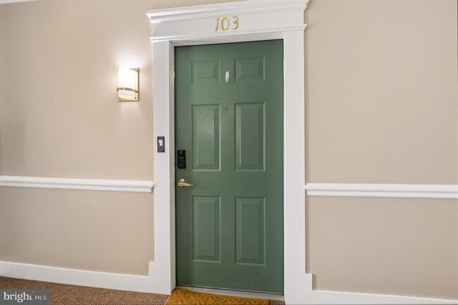 Photo - 9060 Gracious End Ct Unidad 103