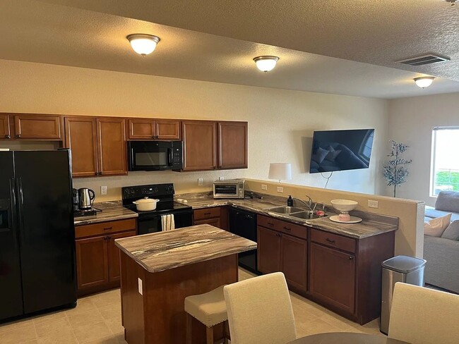 Photo - 7555 Forest Meadows Ave