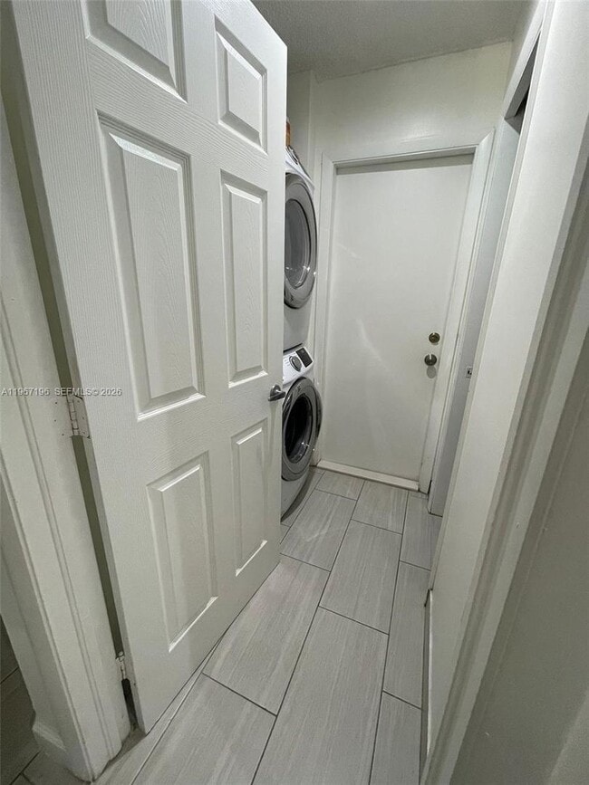 Photo - 755 Sand Creek Cir