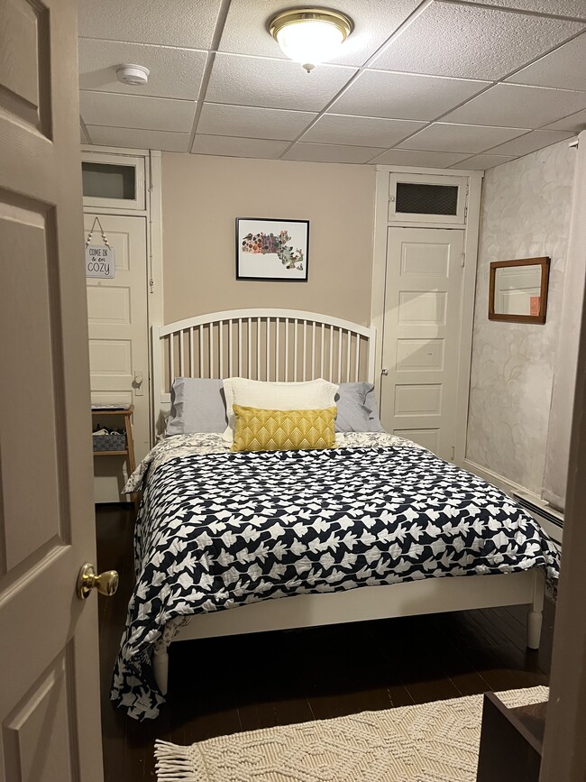 Photo - 208 W Main St Unit 1