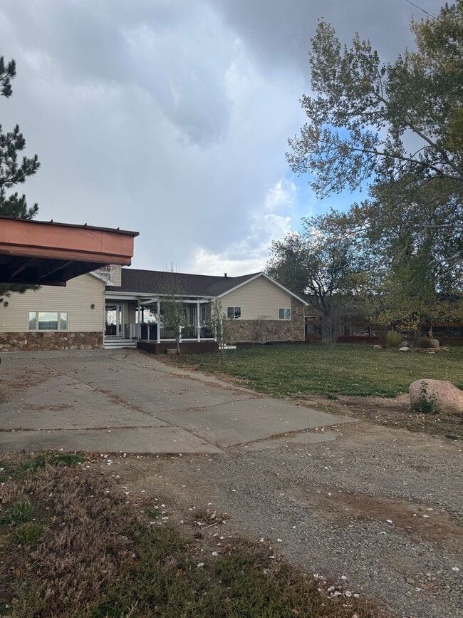 Building Photo - 28236 Co Rd H Unit 23236 Road H. Cortez, Co 81321 (main house)