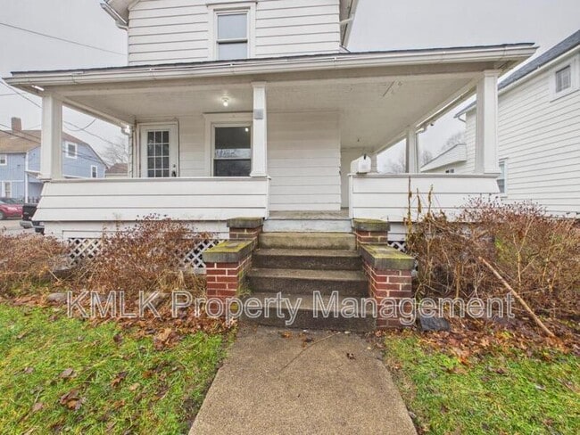 Photo - 36 23rd St SW