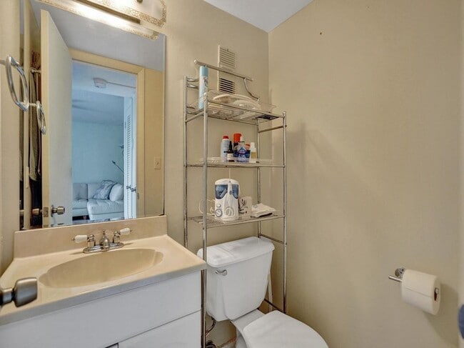 Photo - 3113 S Ocean Dr Unit 603