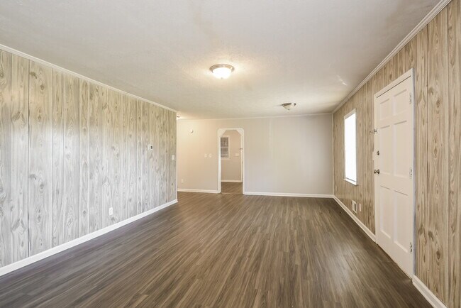 Photo - 3273 Millwright St