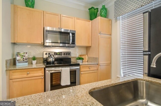 Building Photo - 100 Ladson Ct Unit 0912