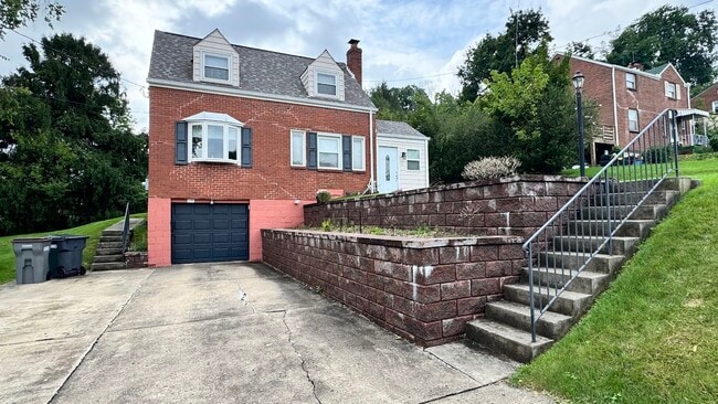 Building Photo - 119 Highview Dr