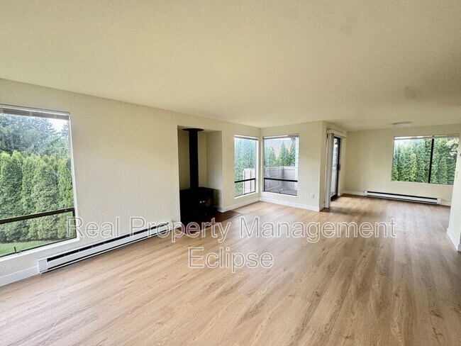 Photo - 17319 Stone Ct N Unidad Apt B