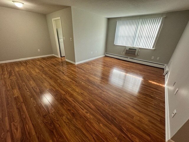 Photo - Oakwood Avenue