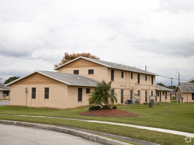 Photo - Fremd Village