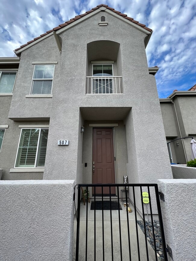 Photo - 507 Dante Cir Townhome