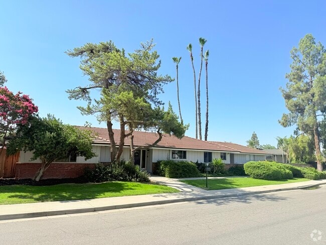 Building Photo - 2401 Rio Vista Dr Rental