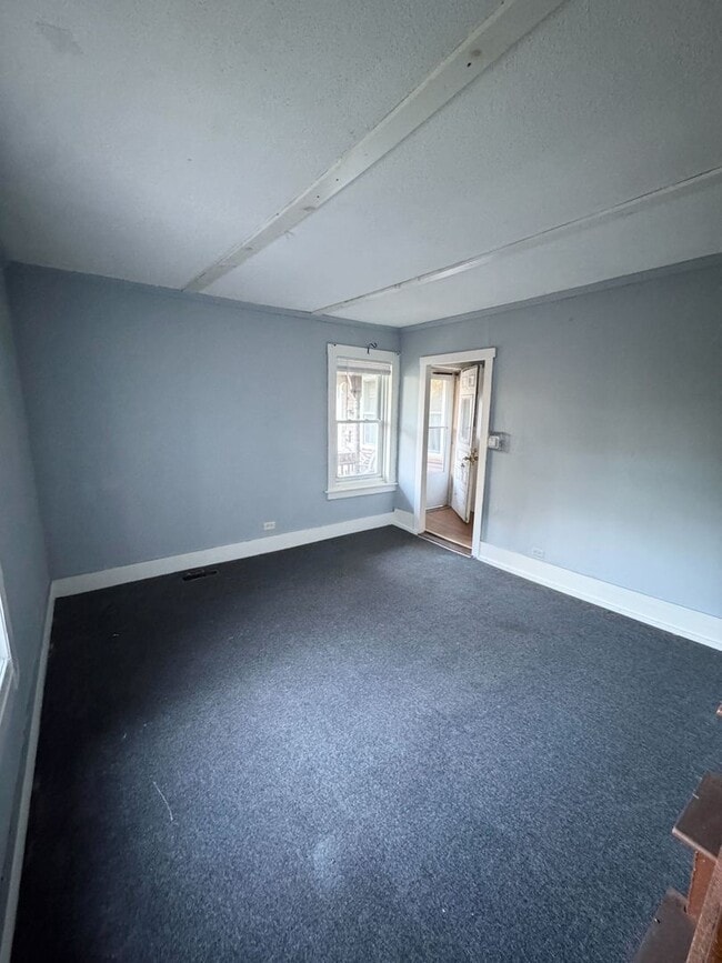 Photo - 107 Hanover St Unit B