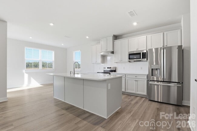 Photo - 862 Heathway Dr