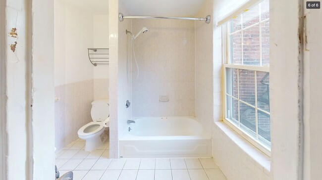 Photo - 35 Dwight St