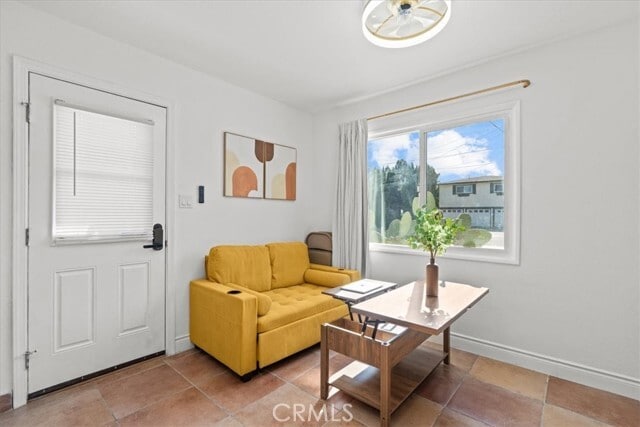 Photo - 1095 Bonita St