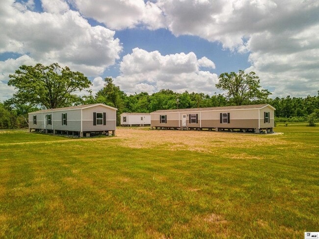 Photo - 509 Highway 856