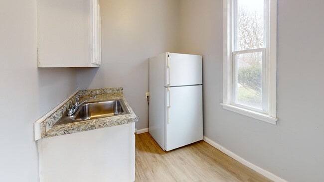 Photo - 3332 Walton Ave