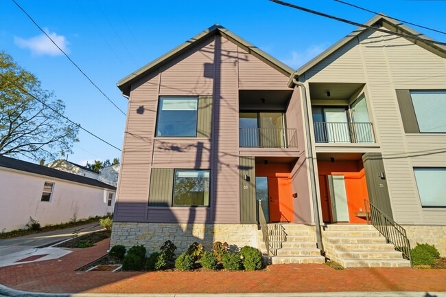 Photo - 33 N Blacksmith Ln