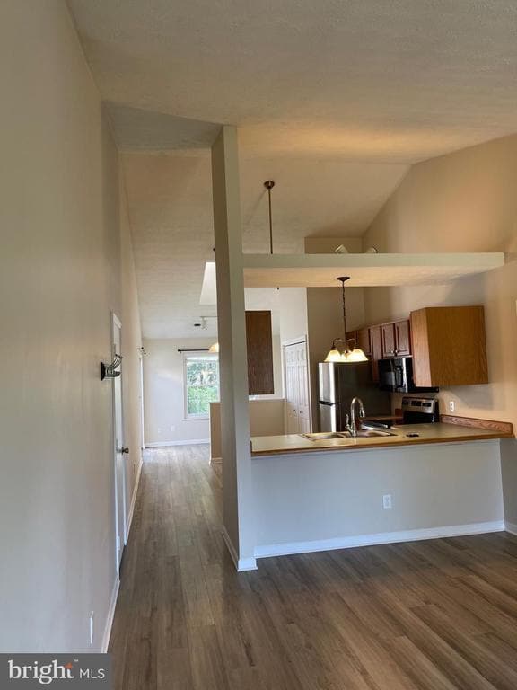 Photo - 5 Fieldcrest Dr