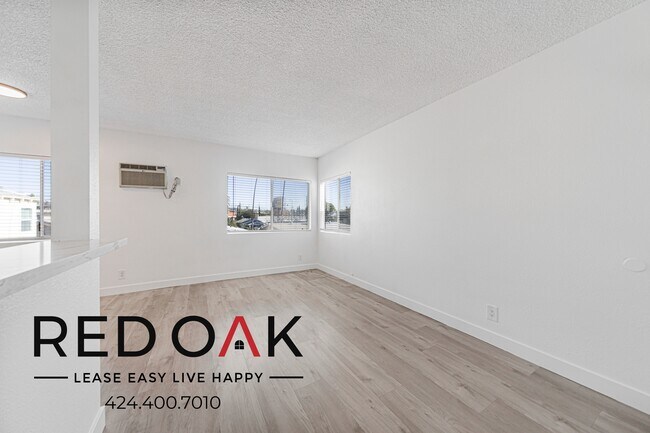 Photo - 5119 Fountain Ave Unit 209