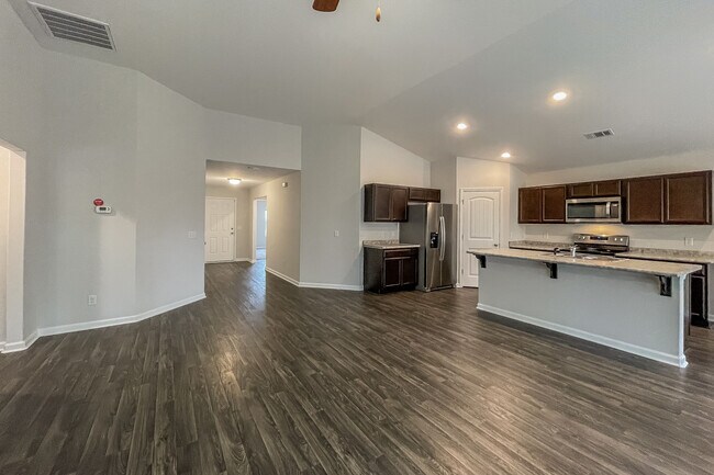 Photo - 1005 Autumns Wood Cir E