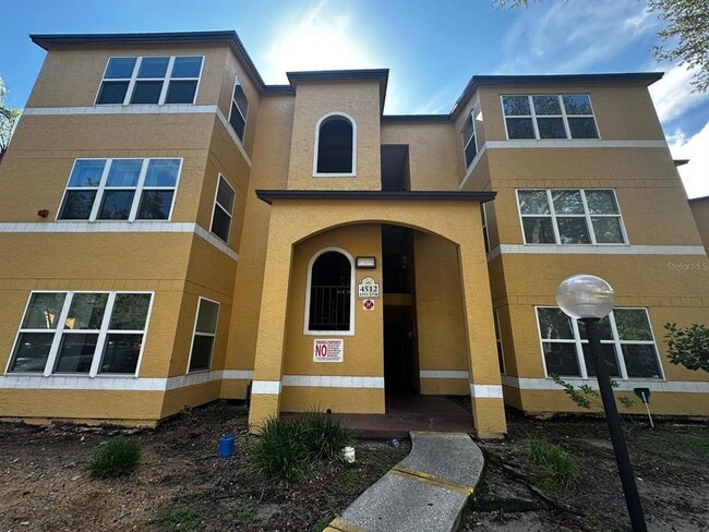 Building Photo - 4512 Commander Dr Unit 1713 Rental