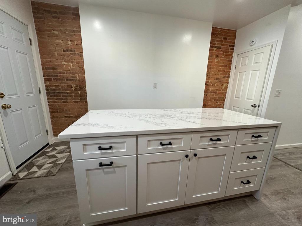 Photo - 2654 Wilkens Ave Townhome