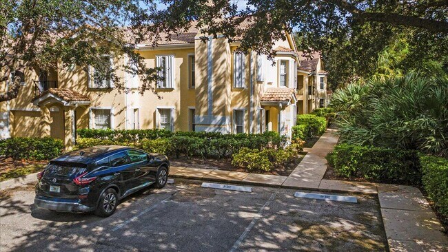 Photo - 110 SW Peacock Blvd Unit 6-101