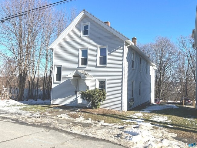 Building Photo - 65 Chambers St