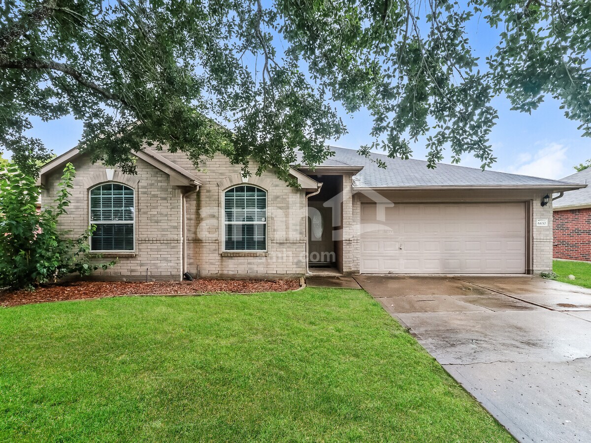 Photo - 6630 Grant Dr