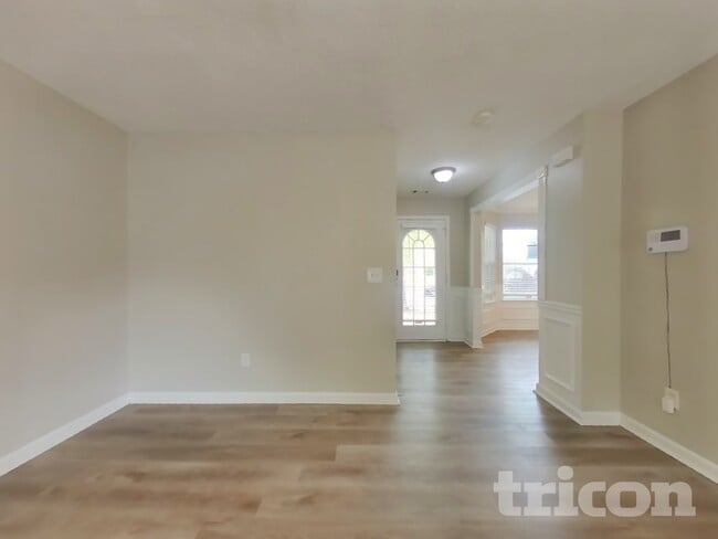 Photo - 1017 Spaniel Terrace