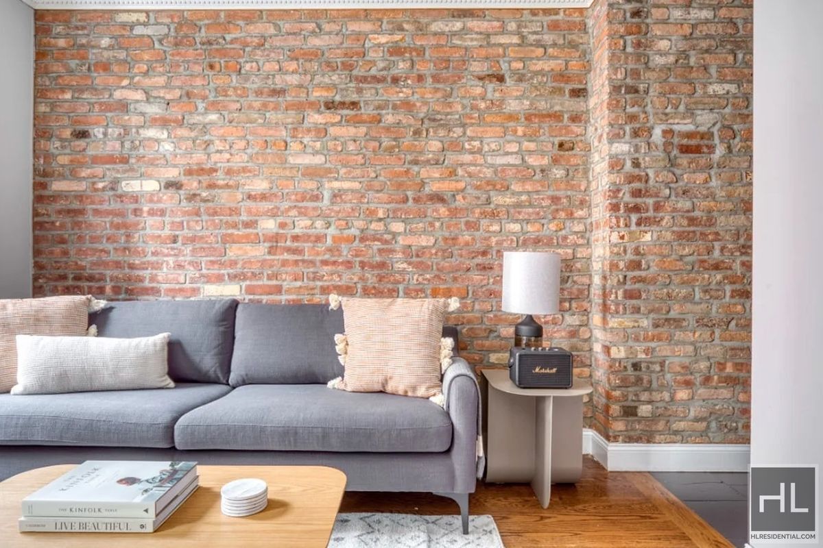 E 5TH ST. - E 5TH ST. Unidad B4