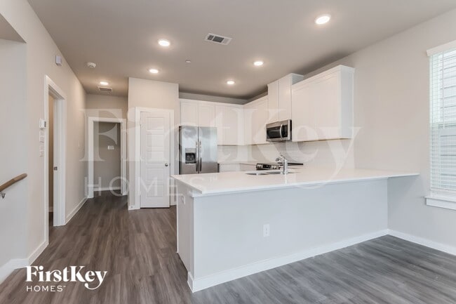 Photo - 18412 Idyllic Aly